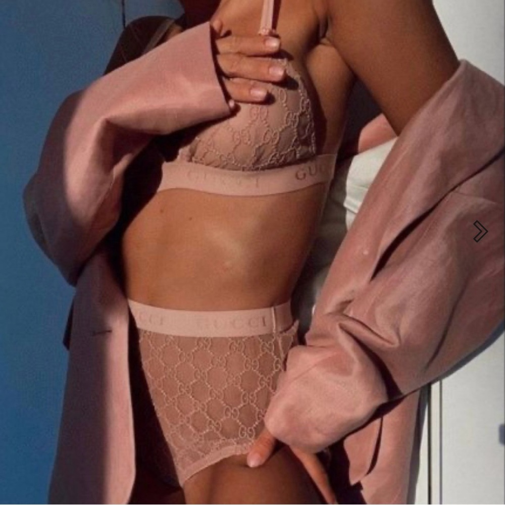 Gucci Pink Lace Bra Intimates - Picture 3 of 6